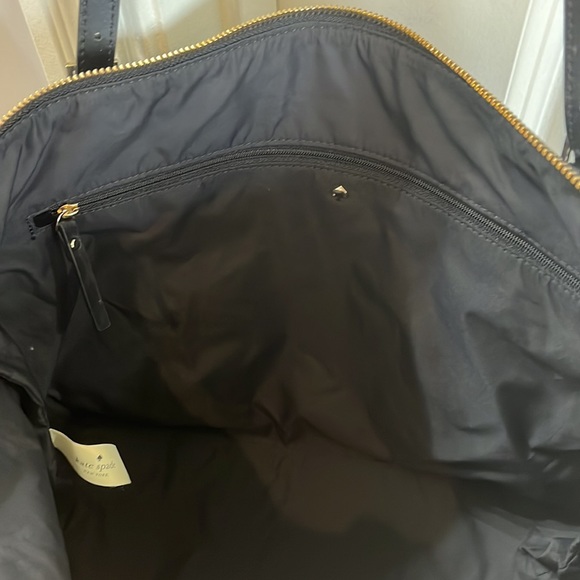 🖤 Kate Spade 🖤 Nylon Purse w/Gold details - Picture 8 of 8